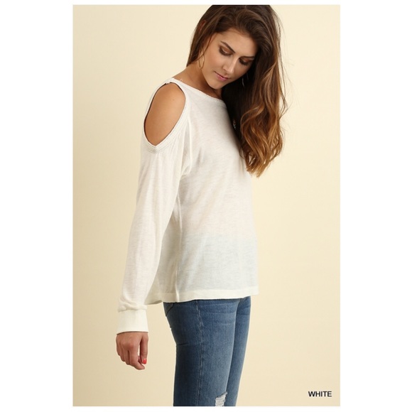 Tops - White Long Sleeve Cold Shoulder Blouse Tops - White Long Sleeve Cold Shoulder Blouse